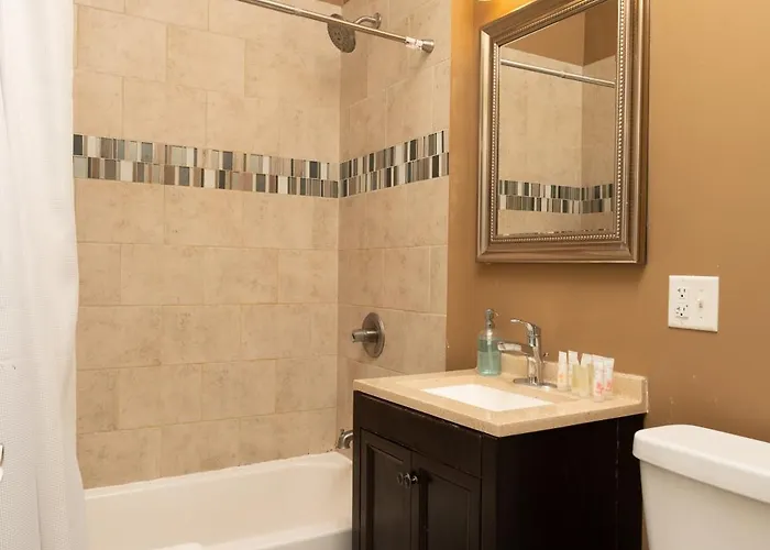 Apartment Flexhome Wicker Park 3br Dv1 *