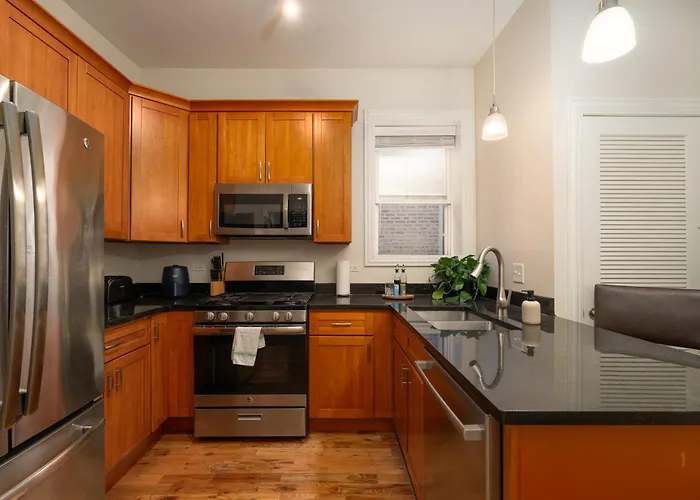 Flexhome Wicker Park 3br Dv1 Apartment Chicago