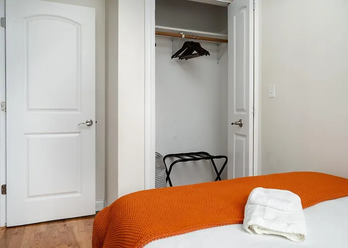 Apartment Flexhome Wicker Park 3br Dv1 *